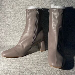 Steve Madden Hush Taupe Boots.